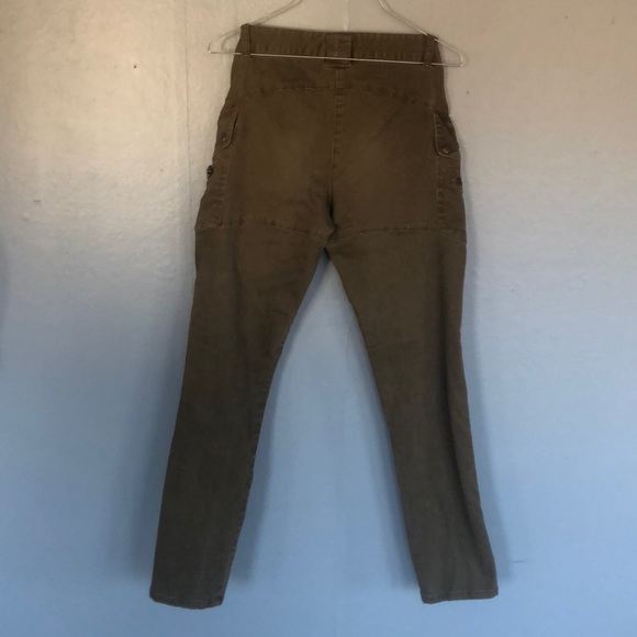 LLBean Signature Army green pants size 4 - Picture 6 of 6